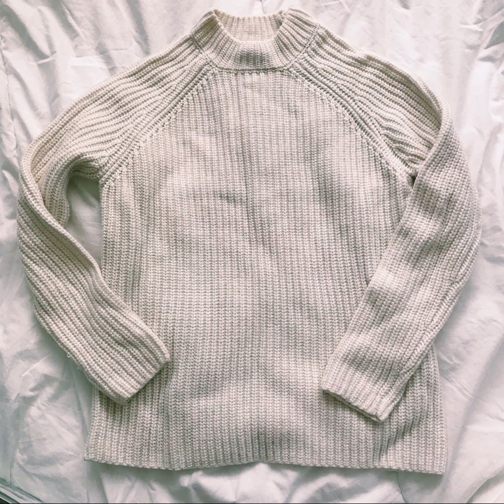White Highneck Sweater- Forever 21